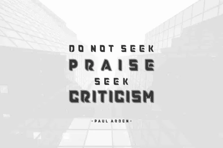 Roundfra Modern Display Font