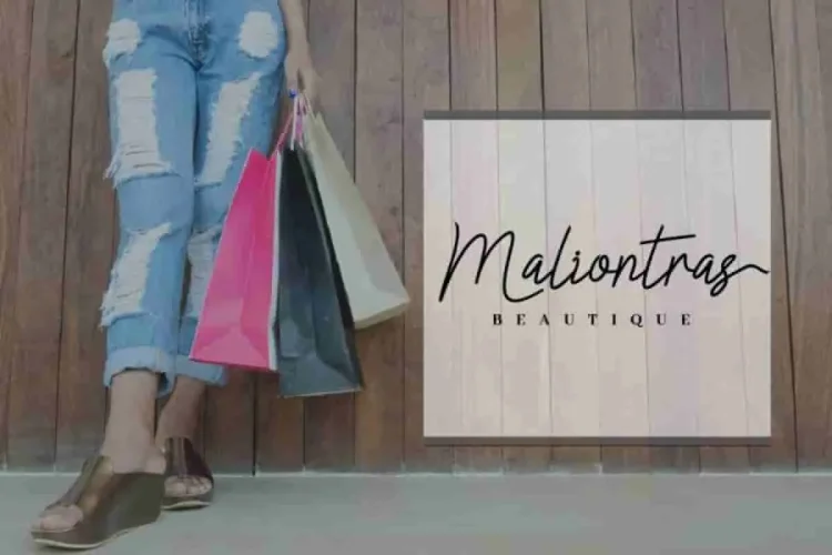 Claressa Signature Handwriting Font
