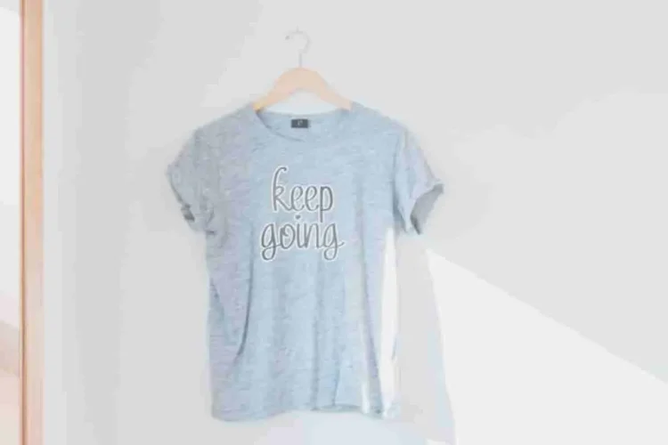 Pubarash Lulu Handwritten Script Font