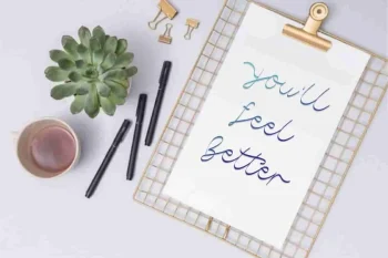 Lorieta Handwritting Font